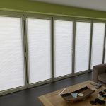 Pleated blind door blind